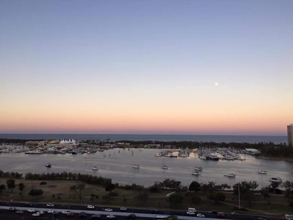 Stunning View Close To Everything ゴールドコースト エクステリア 写真